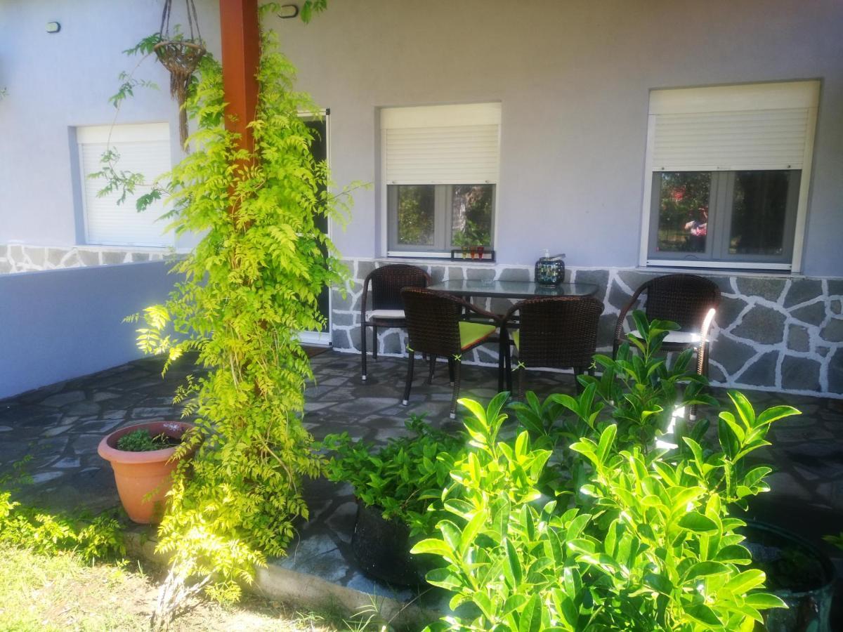 Cristi Apartments Skala Rachoni  Dış mekan fotoğraf